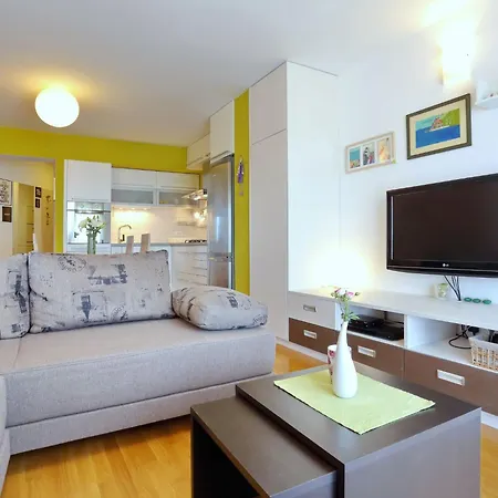 Bluebell Mit Privatem Parkplatz By Interhome Apartment *