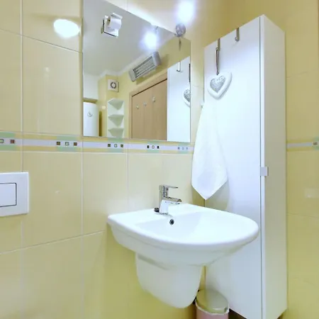 Bluebell Mit Privatem Parkplatz By Interhome * Zadar